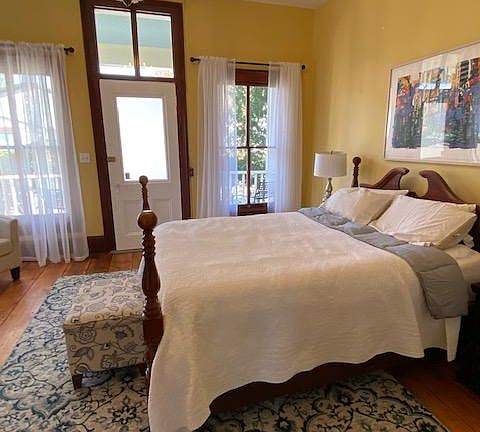 Large bedroom with queen size bed