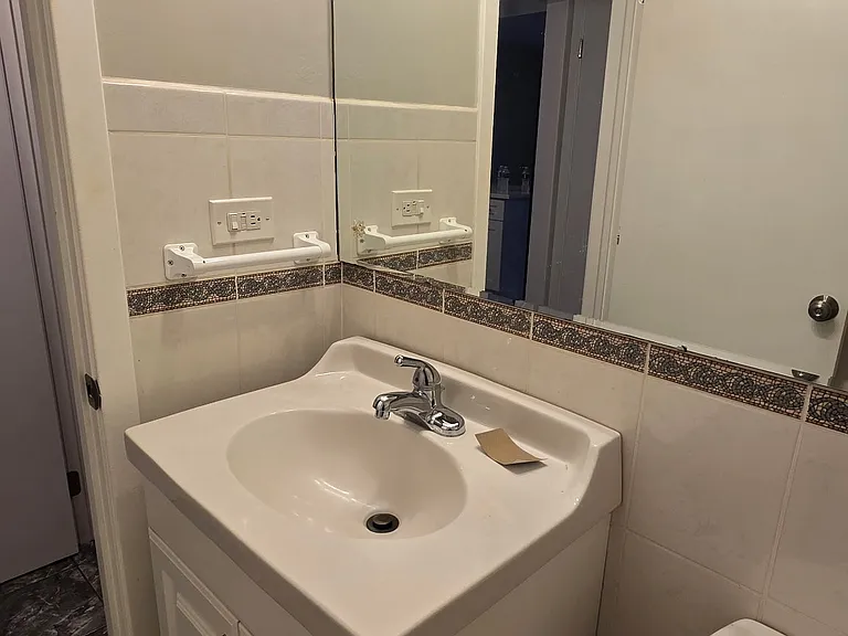 4423 Prairie Ave #1 — Photo 17