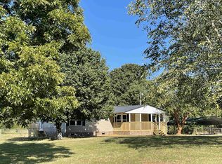 602 Park Gate Rd, Gaffney, SC 29341
