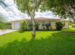 300 Rosewood Dr, Fort Pierce, FL 34947