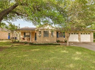 1210 Berkeley St, College Station, TX 77840