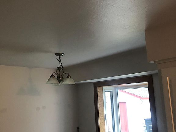 4th image of 11819 W Diane Dr