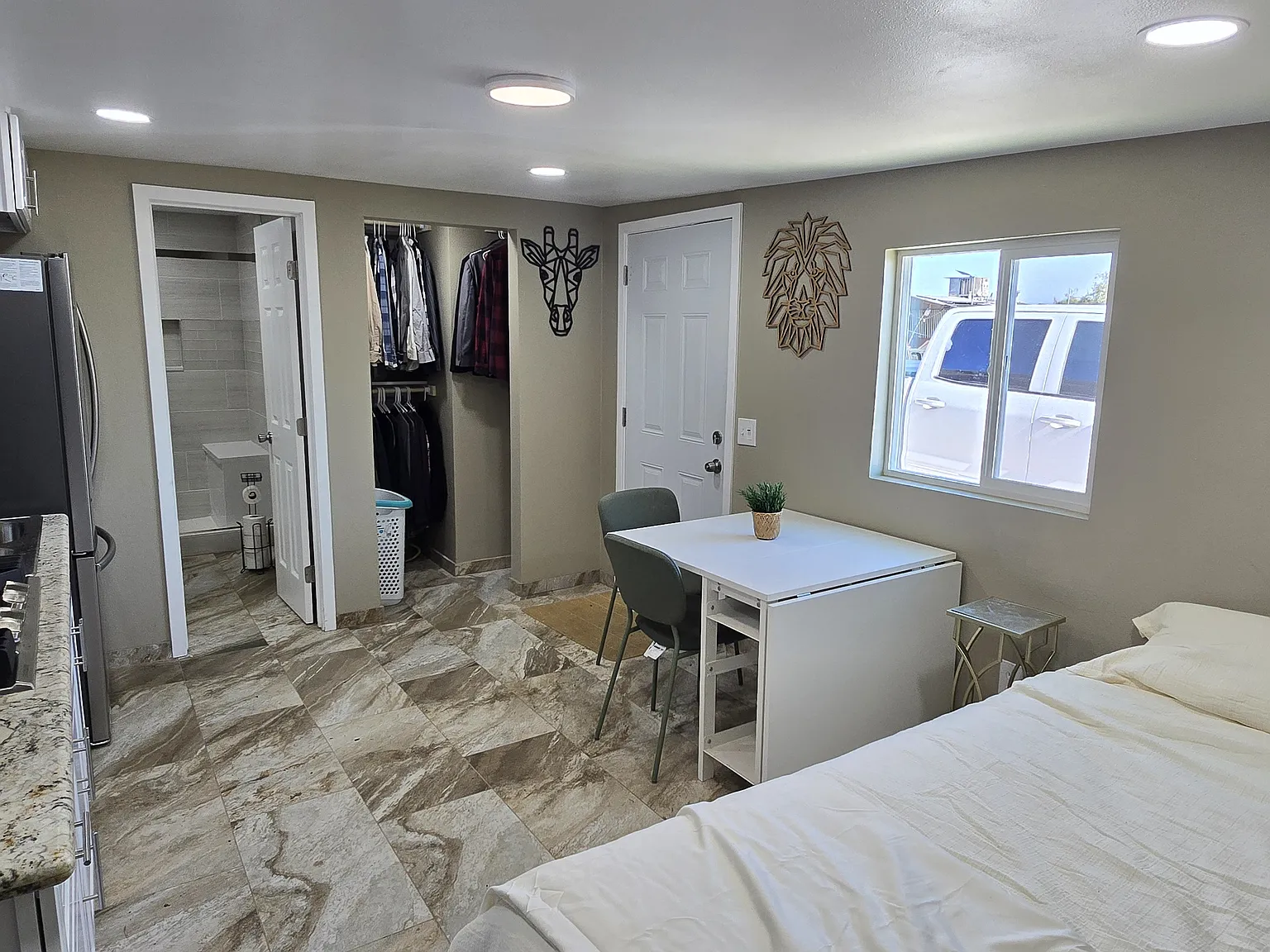 Beech Ave, Fontana — Photo 3