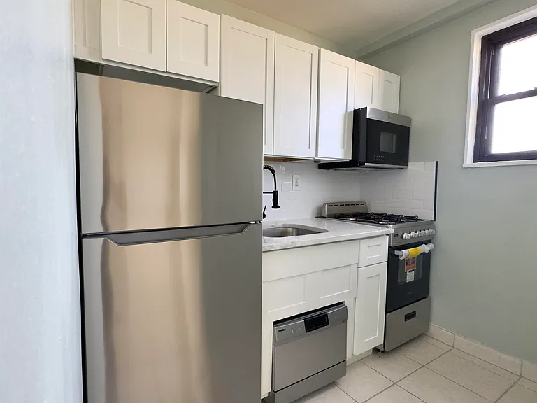 1225 Kennedy Blvd #5C — Photo 5