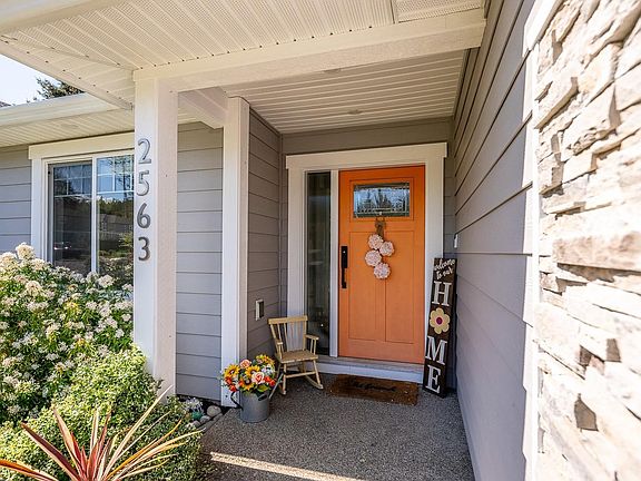 5th image of 2563 Brookfield Dr