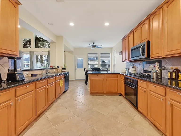 14419 Manorbier Ln — Photo 14