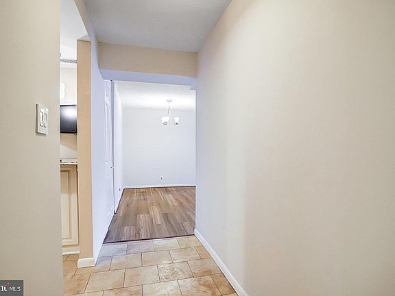 5th image of 4601 N Park Ave APT 209-J