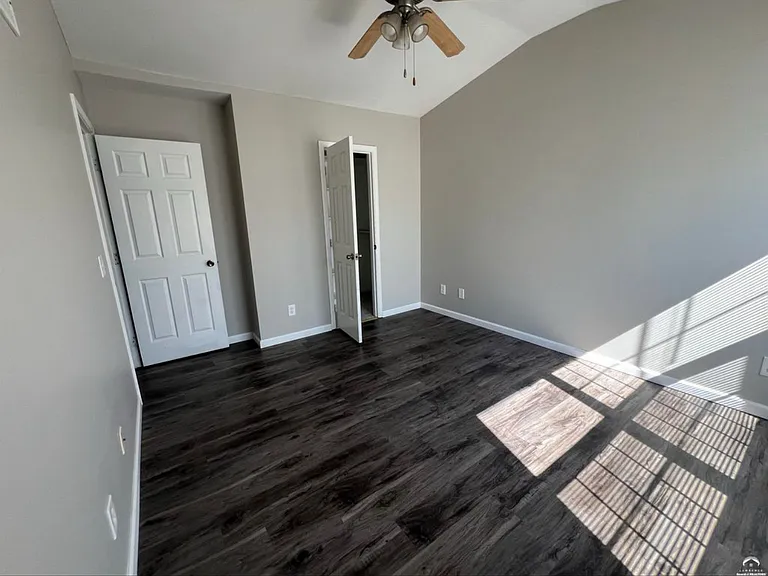 2529 Morningside Dr — Photo 16