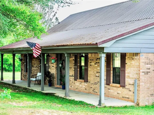 10730 Meadow Ln W, Irvington, AL 36544