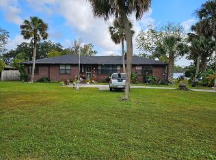 2586 Broward Rd, Jacksonville, FL 32218