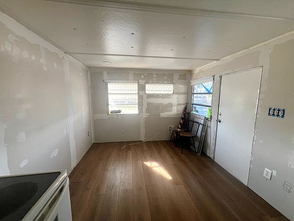 5th image of 616 W Cortez Rd #L37