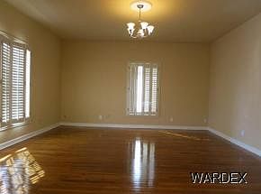 3rd image of 301 Silver St
