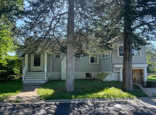 121 Glenwood Dr, Round Lake Beach, IL 60073