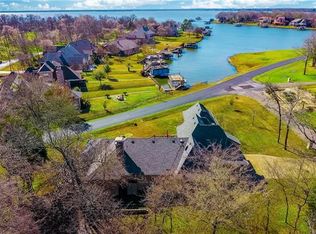 155 Hilton Head Island Dr, Mabank, TX 75156