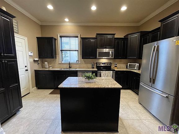 5th image of 506 Highland View Dr