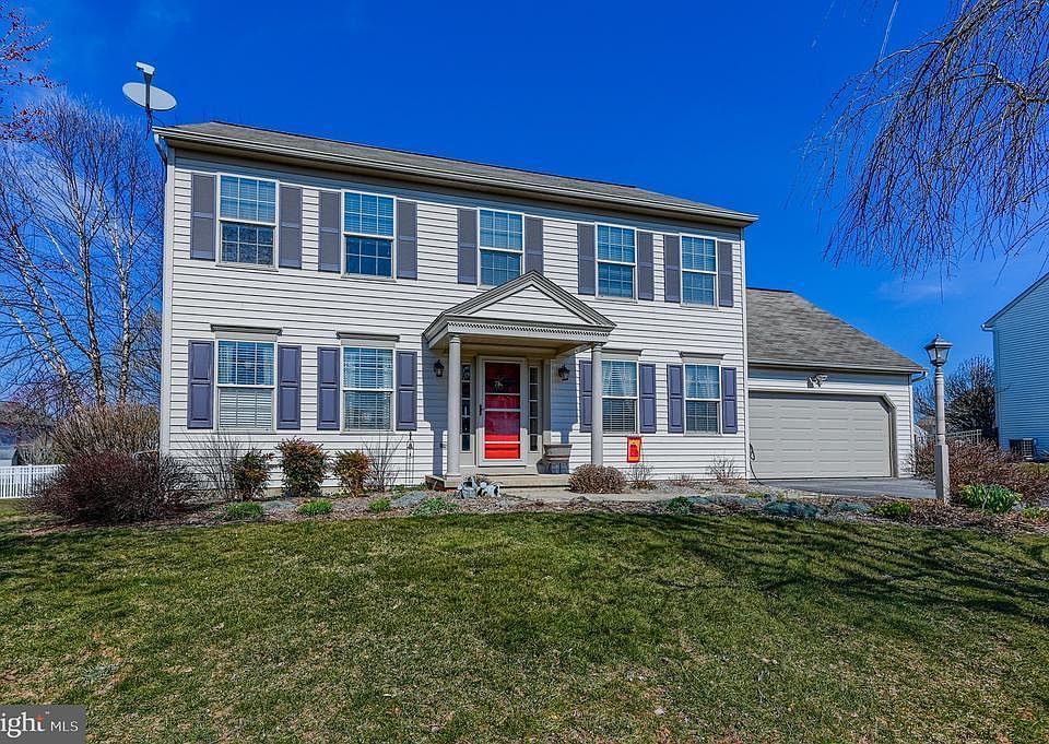 1st image of 3111 Paulownia Ln