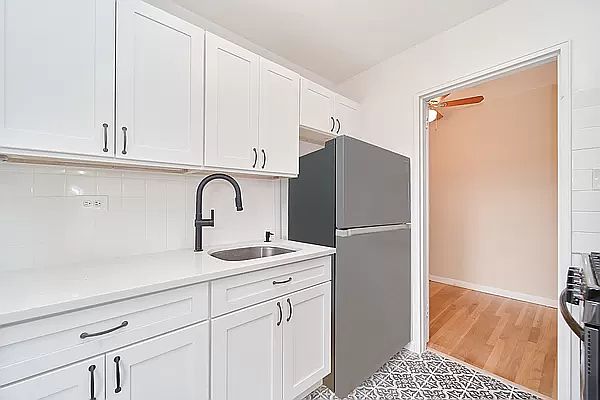 1st image of 1199 E 53rd St APT 7P