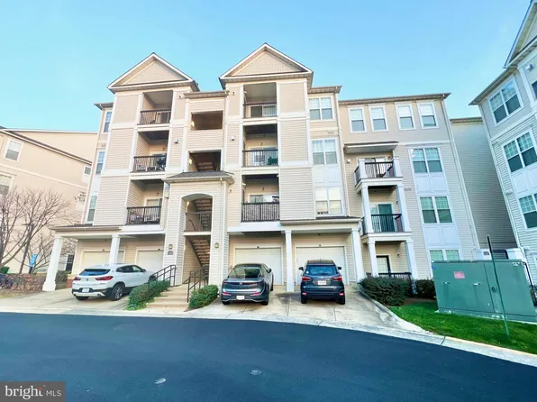 11325 Aristotle Dr #5302, Fairfax, VA 22030