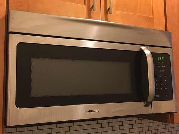3rd image of 2474 Kennedy Blvd APT 6D