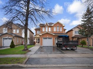 35 Velvet Grass Ln, Brampton, ON L6R1X8