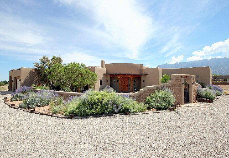 For Sale: 8221 San Diego NE, Albuquerque, NM 87122