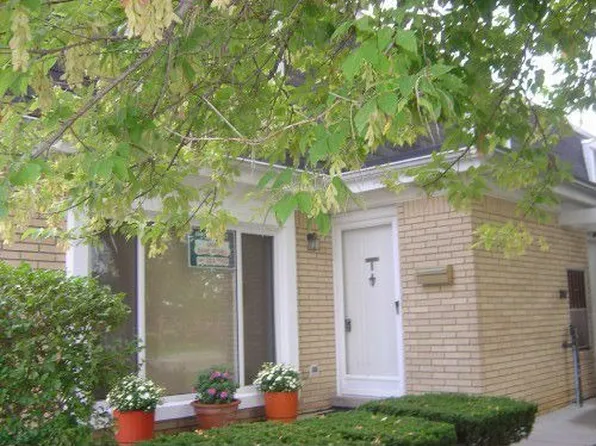 29792 City Dr #1, Warren, MI 48093