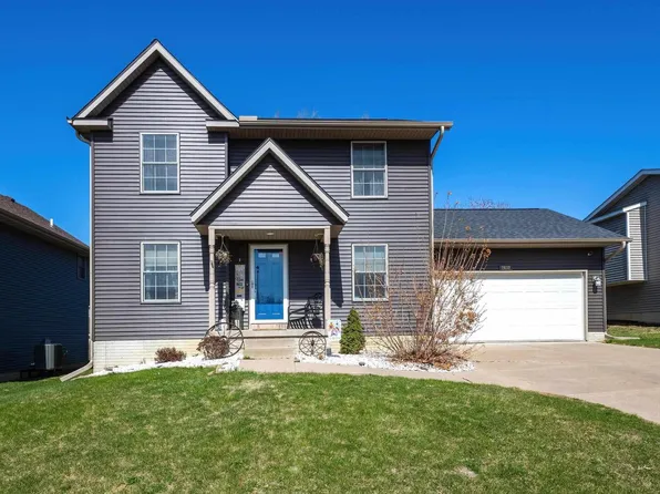 2632 W 54th St, Davenport, IA 52804