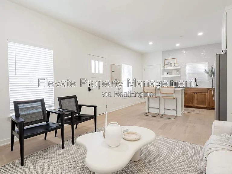 1612 NW 17th St #1 — Photo 5