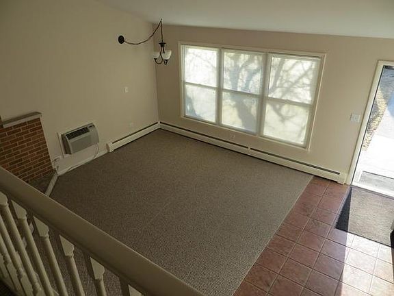 3rd image of 2613 Varonen Ave