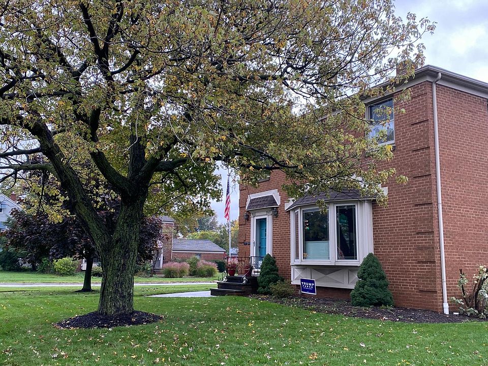 1st image of 19683 Hilliard Blvd #Up