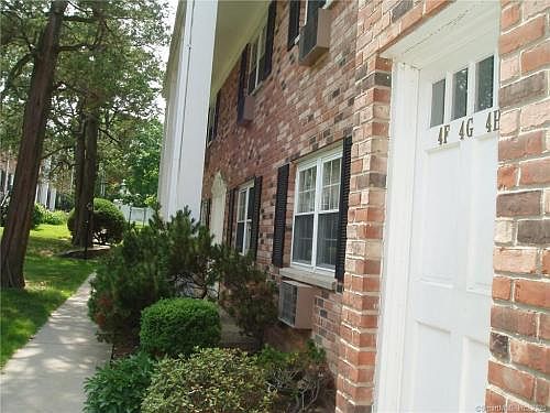 2nd image of 151 Courtland Ave APT 4H