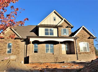 423 Huntington Dr #111, Lebanon, TN 37087