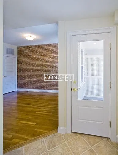 2 bed, $3,300 — Photo 4