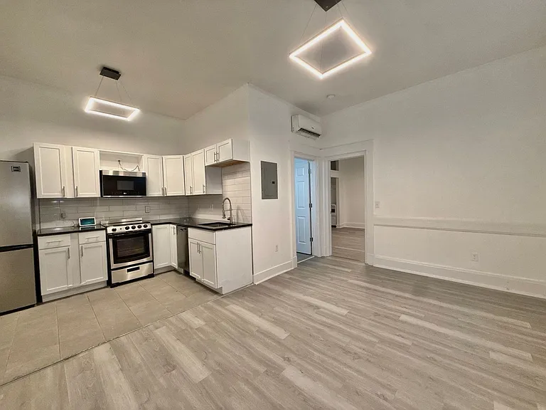 150 E Clifton Ave #L2 — Photo 2