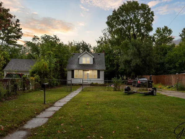 4082 Hereford St, Detroit, MI 48224