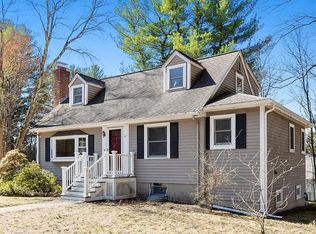 47 Pine St, Bedford, MA 01730