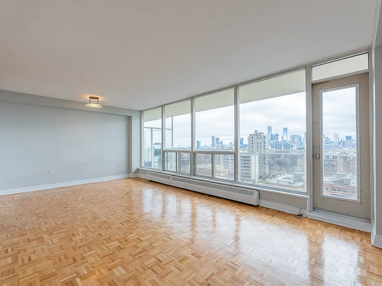 160 Balmoral Ave #906 — Photo 11