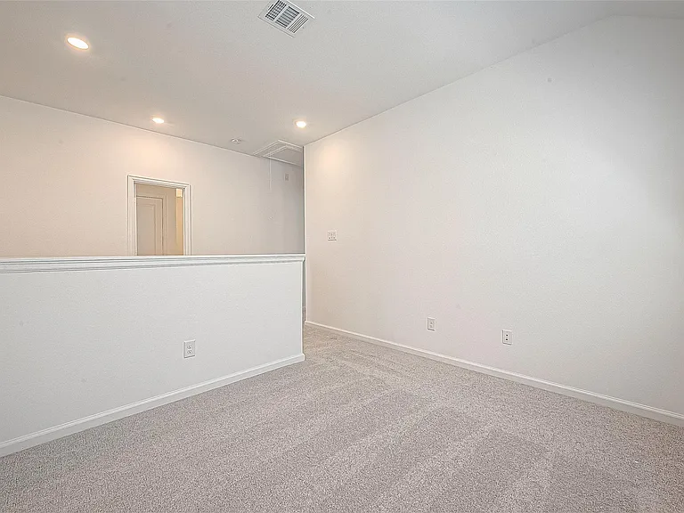 5554 Amber Brook Ln — Photo 18