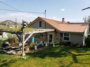 330 S Thiel St, Washtucna, WA 99371