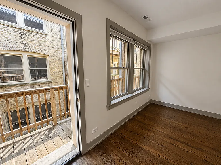 1902 W Pratt Blvd #C-1 — Photo 7