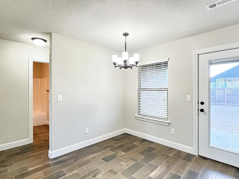 531 Captain Reid Ln — Photo 18