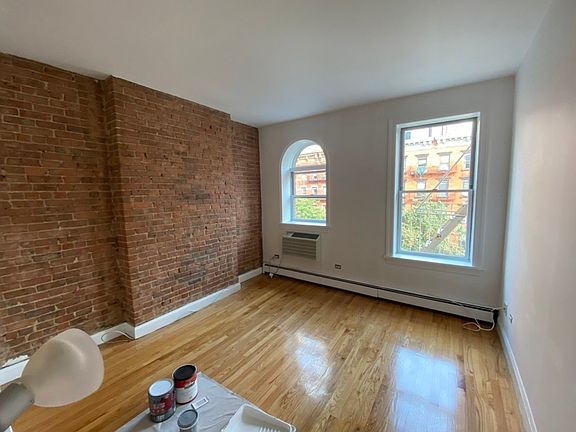 5th image of 705 9th Ave #4Z