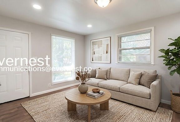 3rd image of 3250 Cloverwood Dr