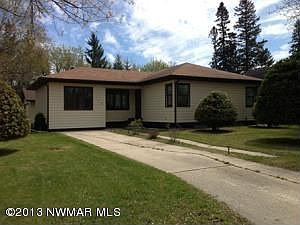 1st image of 108 6th Ave NE