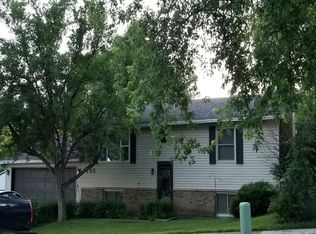 3705 Willow Heights Dr SW, Rochester, MN 55902