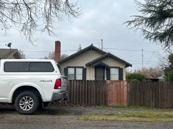 225 Mariposa Ave, Gerber, CA 96035