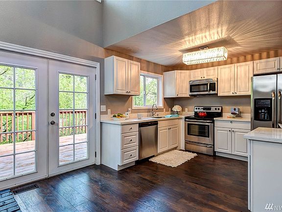 4th image of 29838 SE 285th Pl