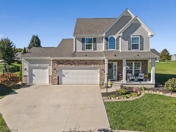 317 Garfield Dr, Lagrange, OH 44050