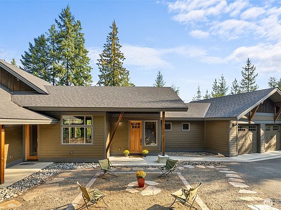 3rd image of 632 Trailside Drive