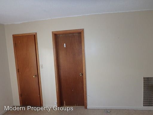 4th image of 7401 N Svena Dr